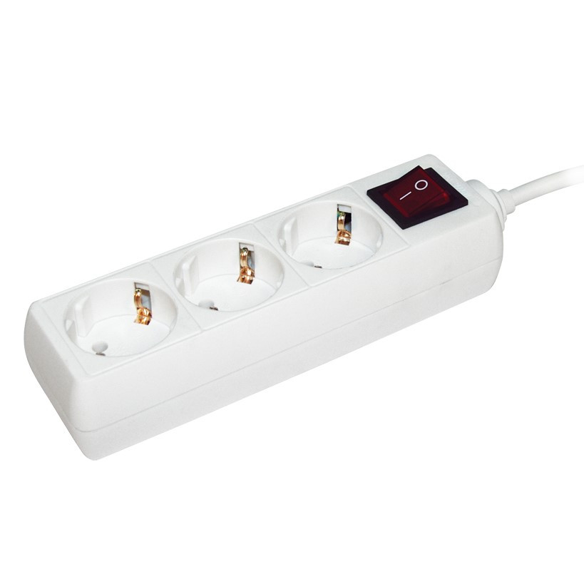 Удлинитель IEK WYP10-16-03-01-ZK-17 У03К 2P+PE/1,5м 3х1мм2 16А/250В 3 розетки с выключателем